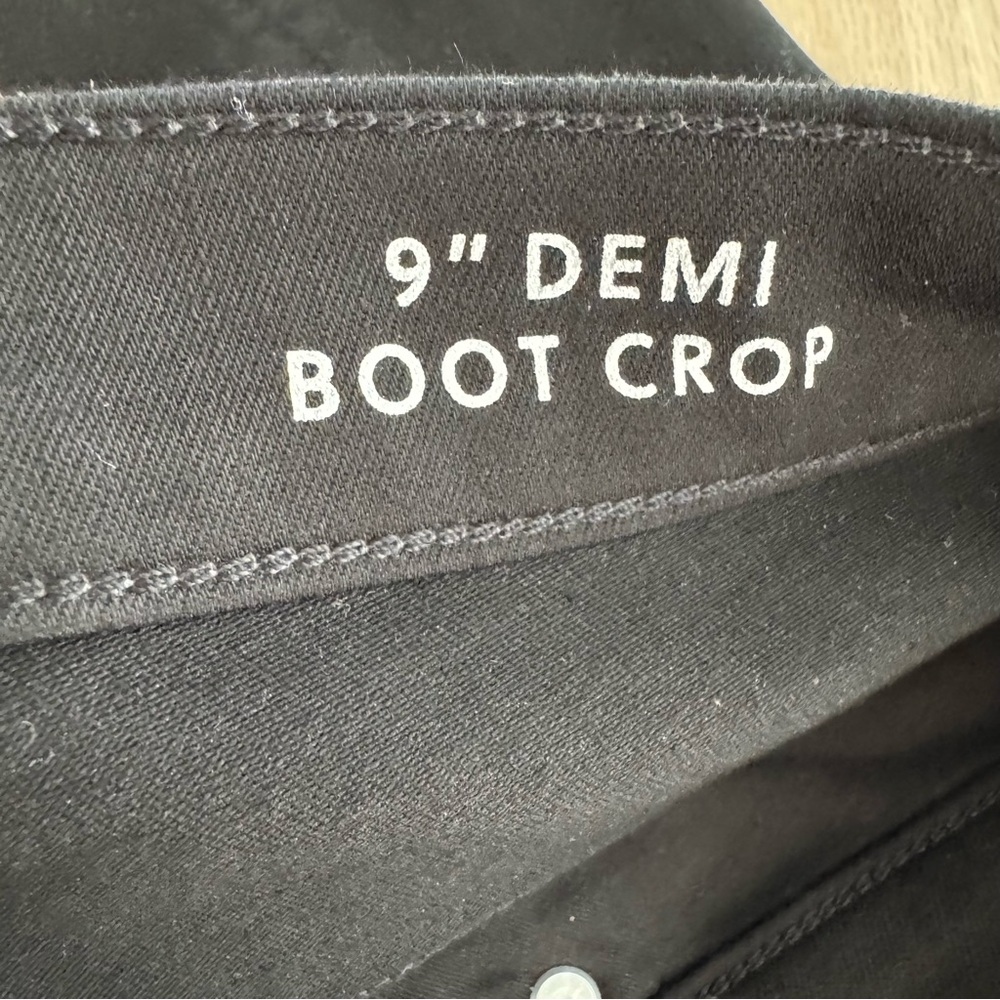 J Crew 9" demi-boot crop jean in Black Women’s Size 25 - Picture 11 of 13